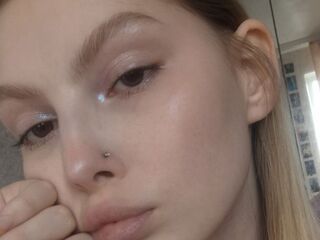 fingering camgirl picture MilanaMyst