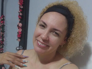 camgirl photo MireyaVidal