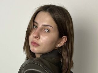 webcam girl chatroom MollySodisia