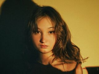 hot naked webcam girl MonaArrowsmith
