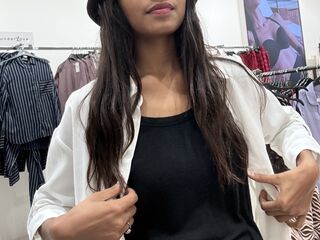 nude webcamgirl NainaSingh