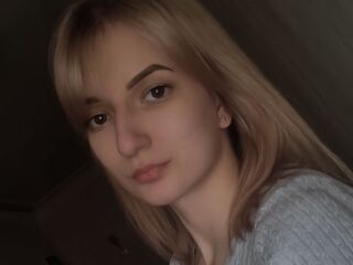 naked girl with webcam masturbating with vibrator NatachaKoepf