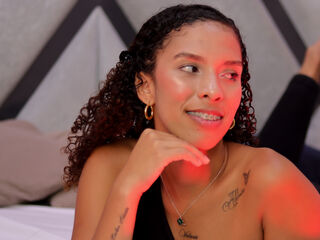 sex chat NicoleBakker