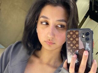 camwhore shaving pussy NubiaBeamish