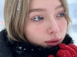 camgirl shaving pussy PorscheBaliga