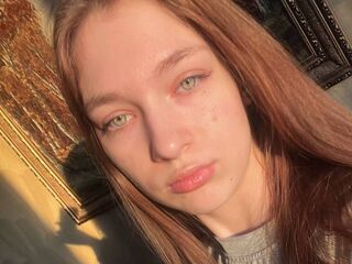 cam girl playing with sextoy RociSonina