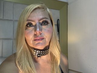 fingering camgirl RoxaneGrace