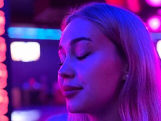 camslut fingering wet pussy SabineSoffel