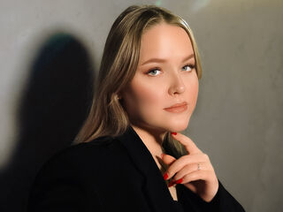 livecam photo SallySavage