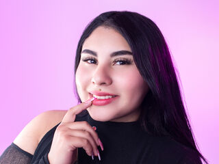 fingering girl chatroom SammyEven