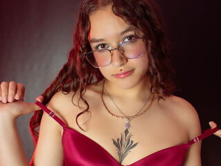 camslut spreading pussy SaritaDay