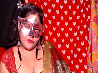 hot cam show SelenaIndiana