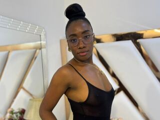 free live chart room SelenaRoas