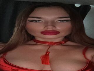 masturbating cam girl SellenaKirten