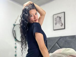 nude camgirl photo SereneBerkles