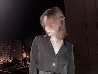 camslut masturbating ShirleenWiens