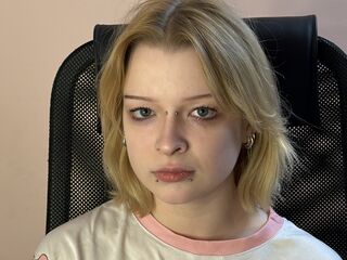 camgirl showing tits SinkelTunil