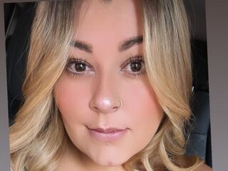 camgirl spreading pussy SofiNavarro