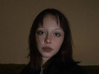 naked camgirl fingering pussy SofiaSalominia