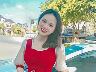 camwhore masturbating with dildo SophiaLei