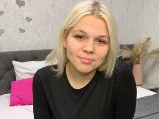 girl cam live SweetLilly