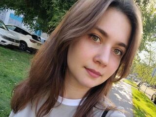 fingering webcam girl SweetyKi