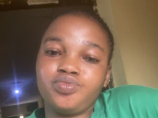 closeup webcam TemiFierce