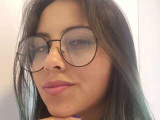 girl webcamsex ThiaraSanchez