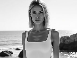 naked webcamgirl video TiannaGalaher