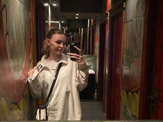 shower ToriDanceer