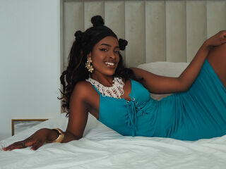 live strip tease show TylaCherie