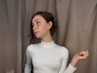 naughty camgirl masturbating with vibrator WiloneHathorne
