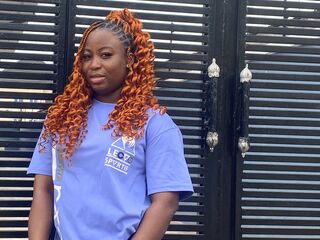 cam girl masturbating with dildo ZaraLure