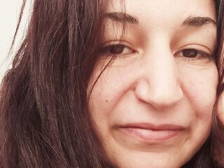 cam girl live lucialovely